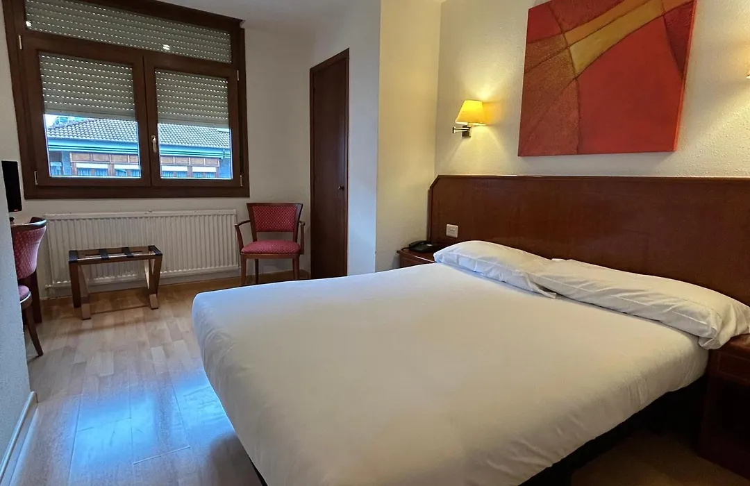 Hotel Unzaga Plaza-1